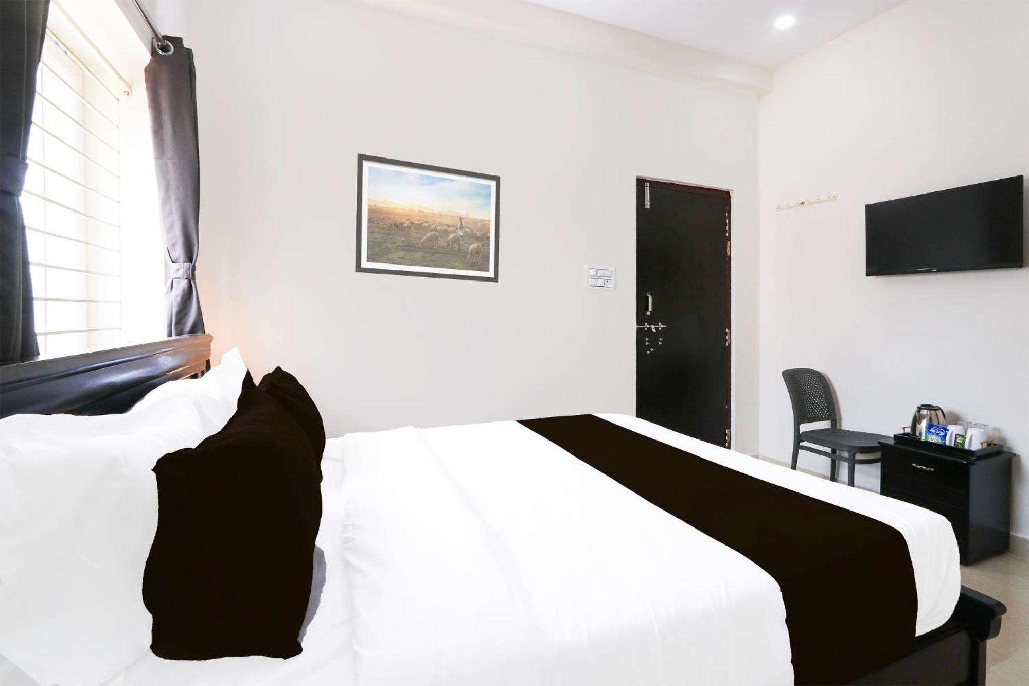 Ibrahimpatan Super Hotel O Adibatla Near Tcs מראה חיצוני תמונה